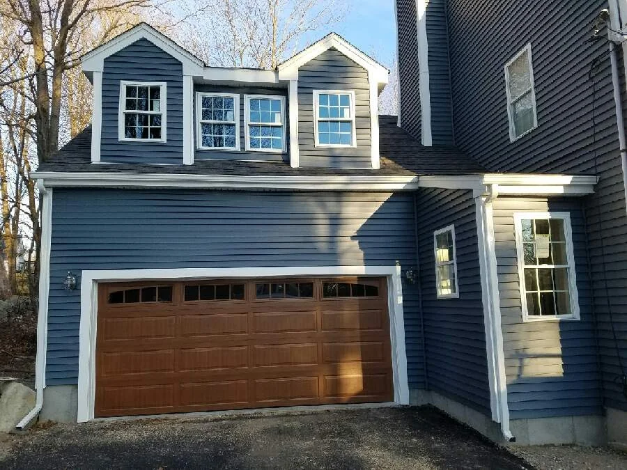 2 Car Garage With Bonus Room Sun Valley Homes