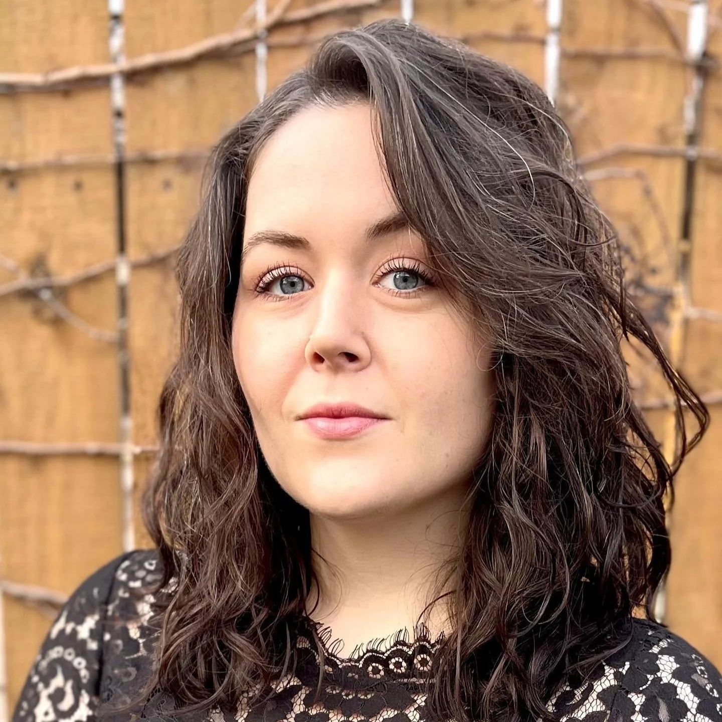 Elizabeth McGee, soprano