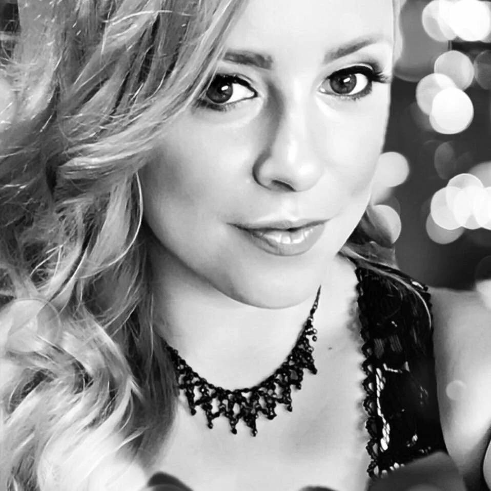 Julie Biffle, soprano