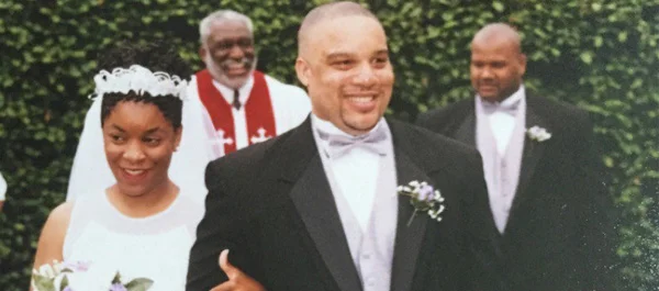The One Thing No One Thinks About on Their Wedding Day Happened to Me