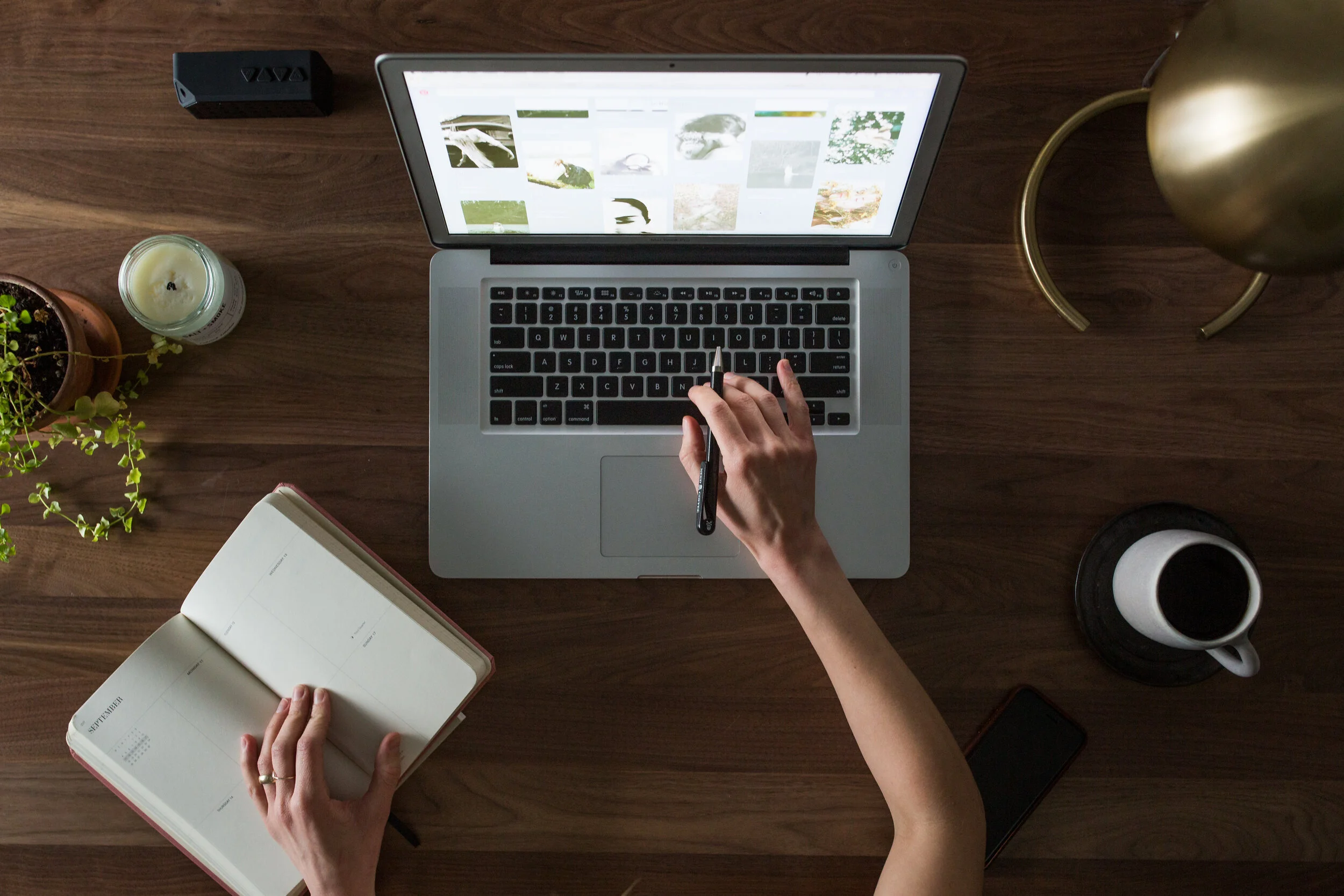 Thinking about becoming a Freelance Interior Designer???