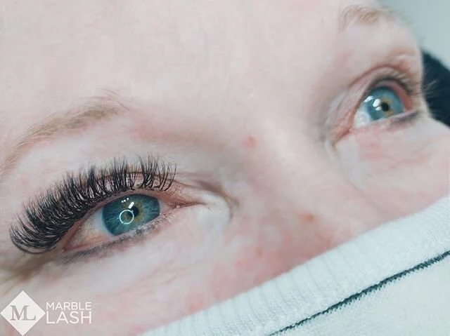 Lashes make your eyes pop and actually help breath life into an otherwise tired face 🤩 ⁣
⁣
Book online www.marblelashextension.com⁣
⁣
#volumefullset #volumeeyelashextensions #volumelashes #lashes #eyelashes #atlantalashes #buckheadlashes #sandysprin