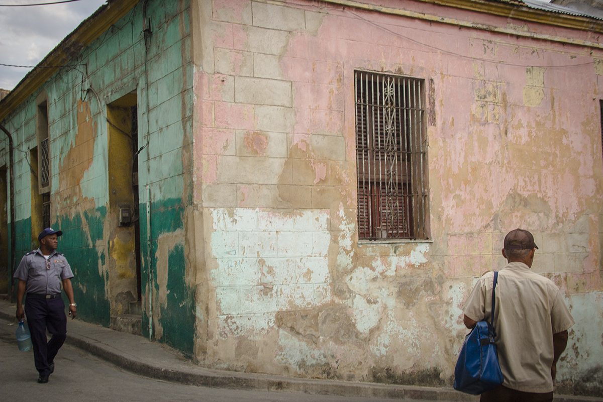 Cuban street with one man at each end final adjusted.jpg