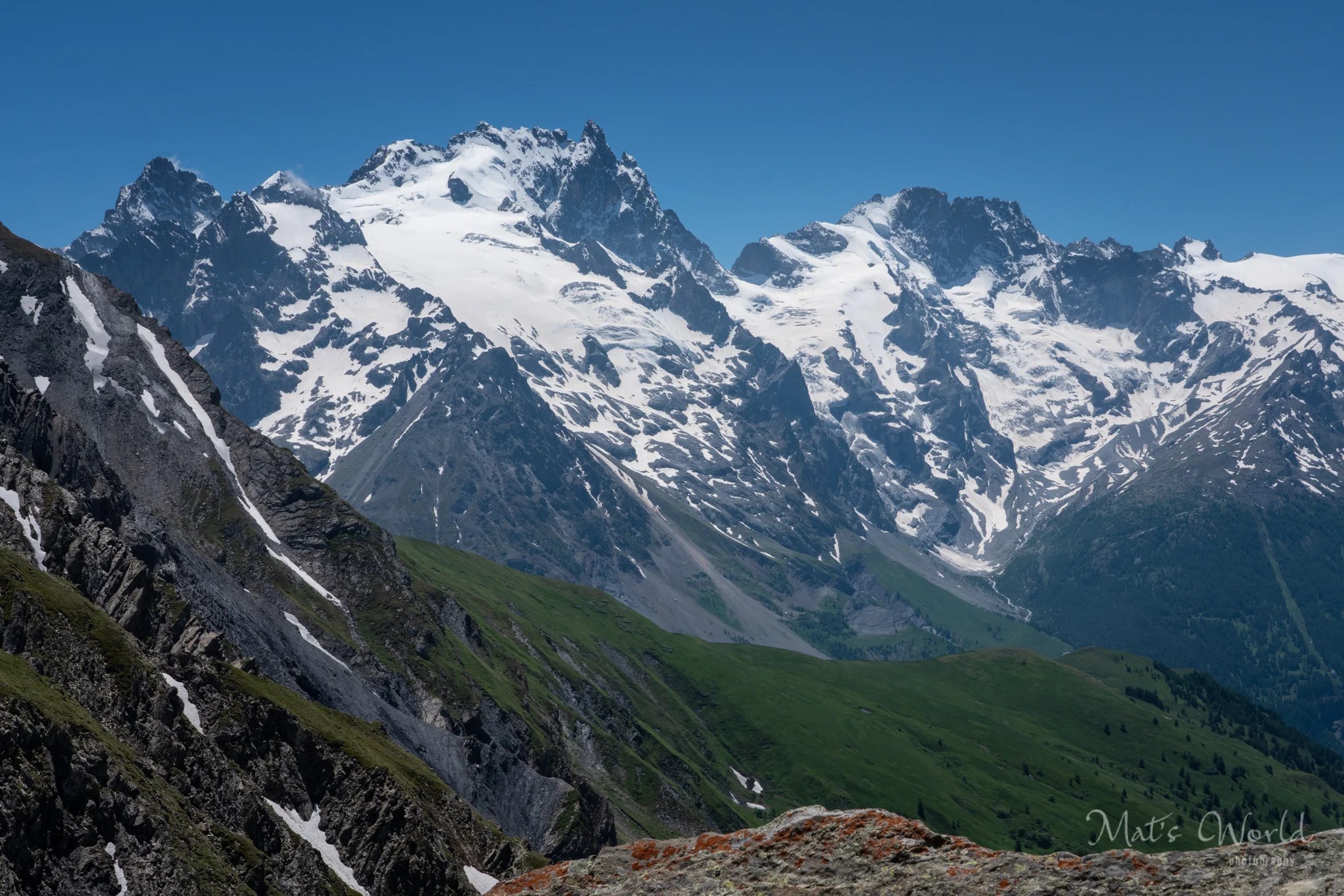 Starting down, looking at La Meije mountain.