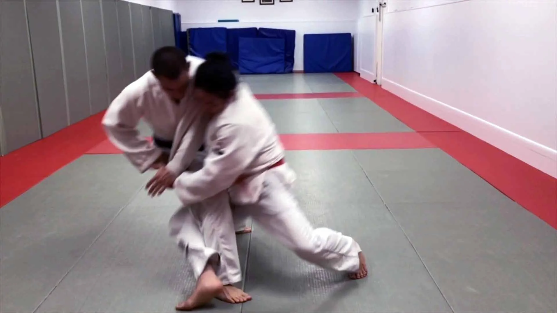 Sumi-Gaeshi Feint into Kouchi-Gake