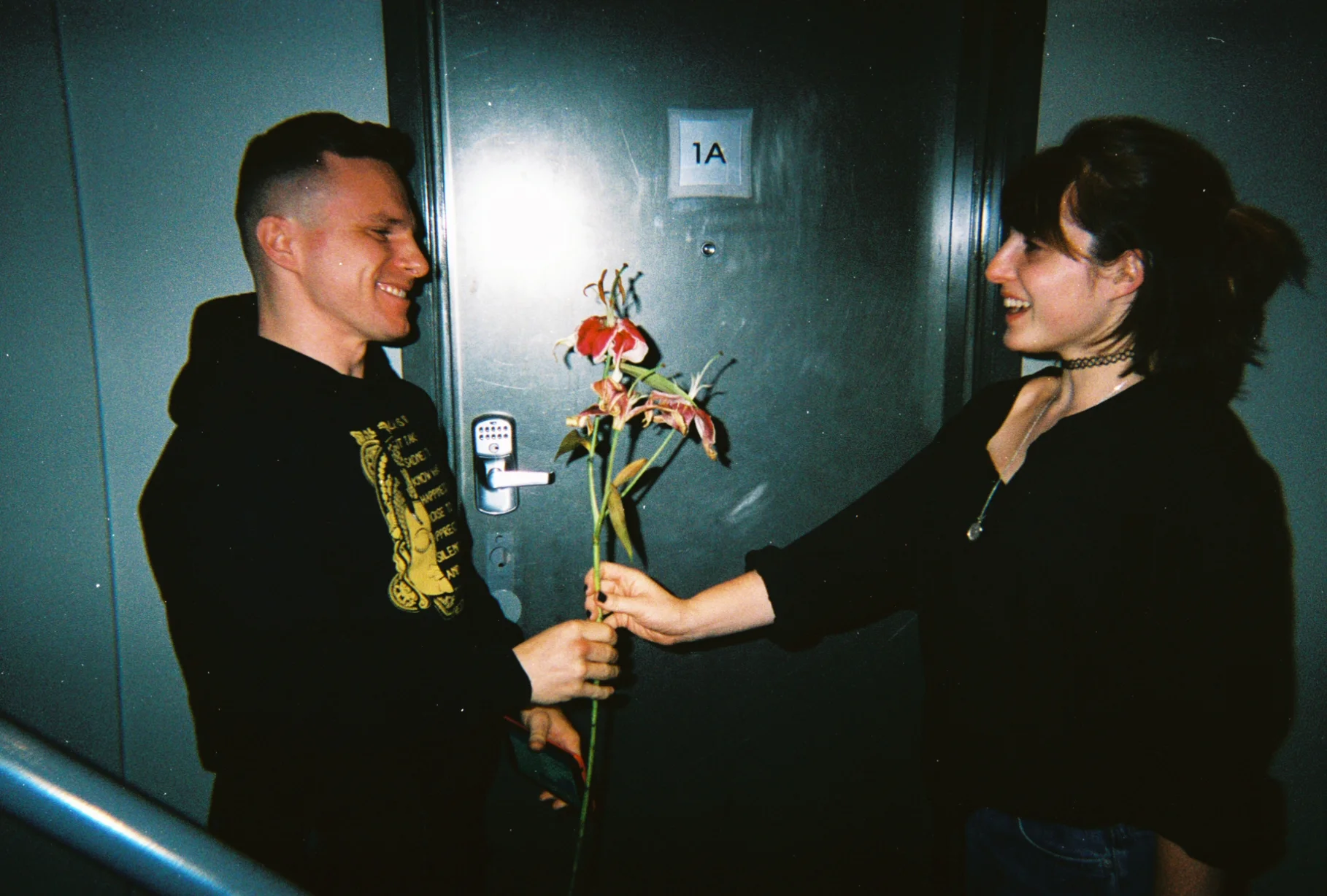 Flower gift to the first stranger 