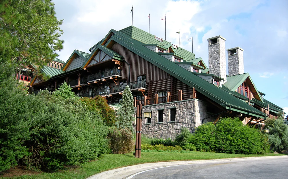 Approach to the main entrance and Porte Cochere.