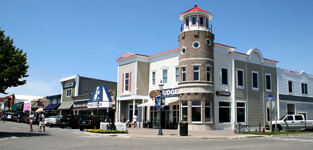 mackinaw-city-18.jpg