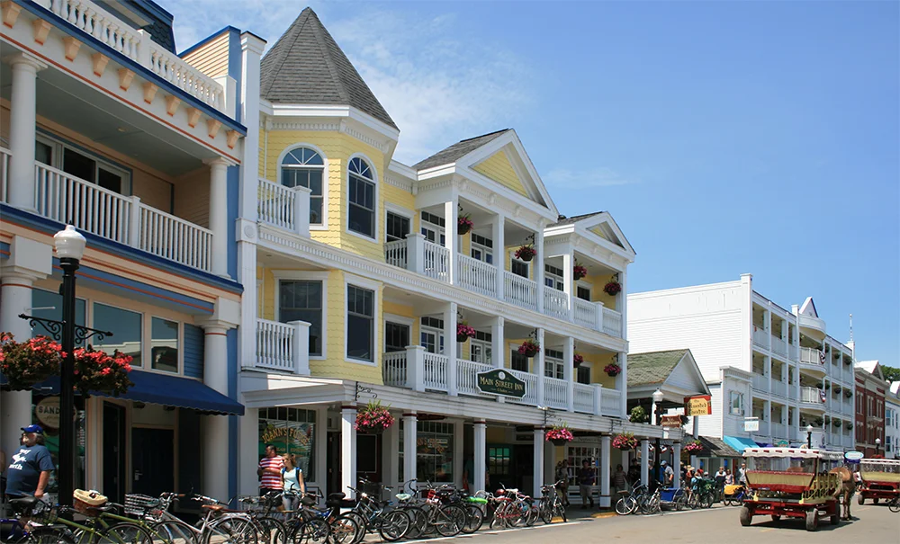 mackinac-island-06.jpg