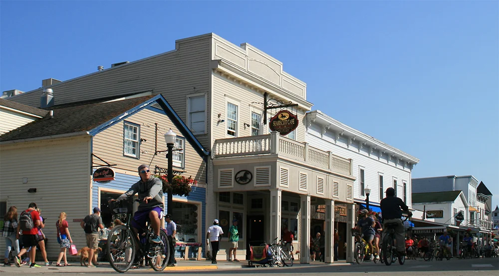 mackinac-island-14.jpg