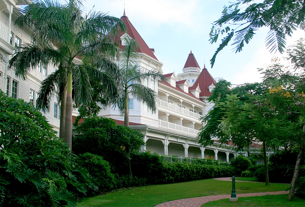 Hong Kong Disneyland Hotel , 2008.