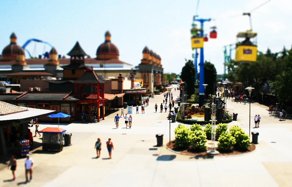 cedar-point-tilt-shift-17.jpg