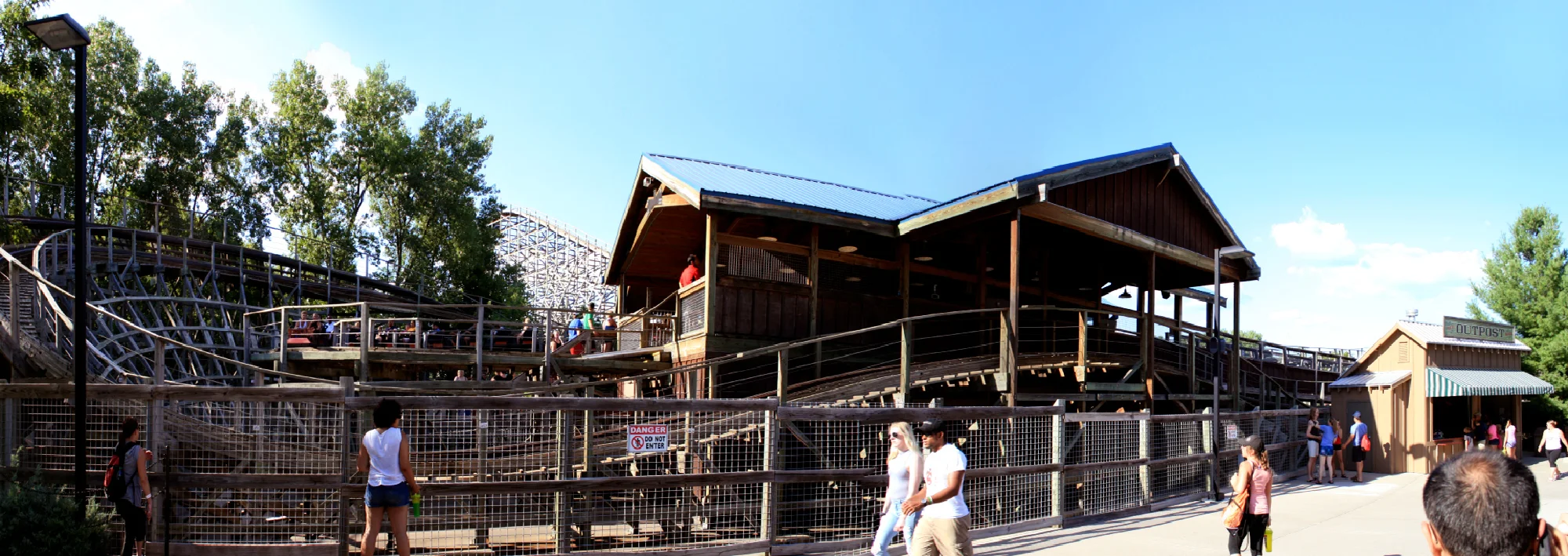 valleyfair-panorama-07.jpg