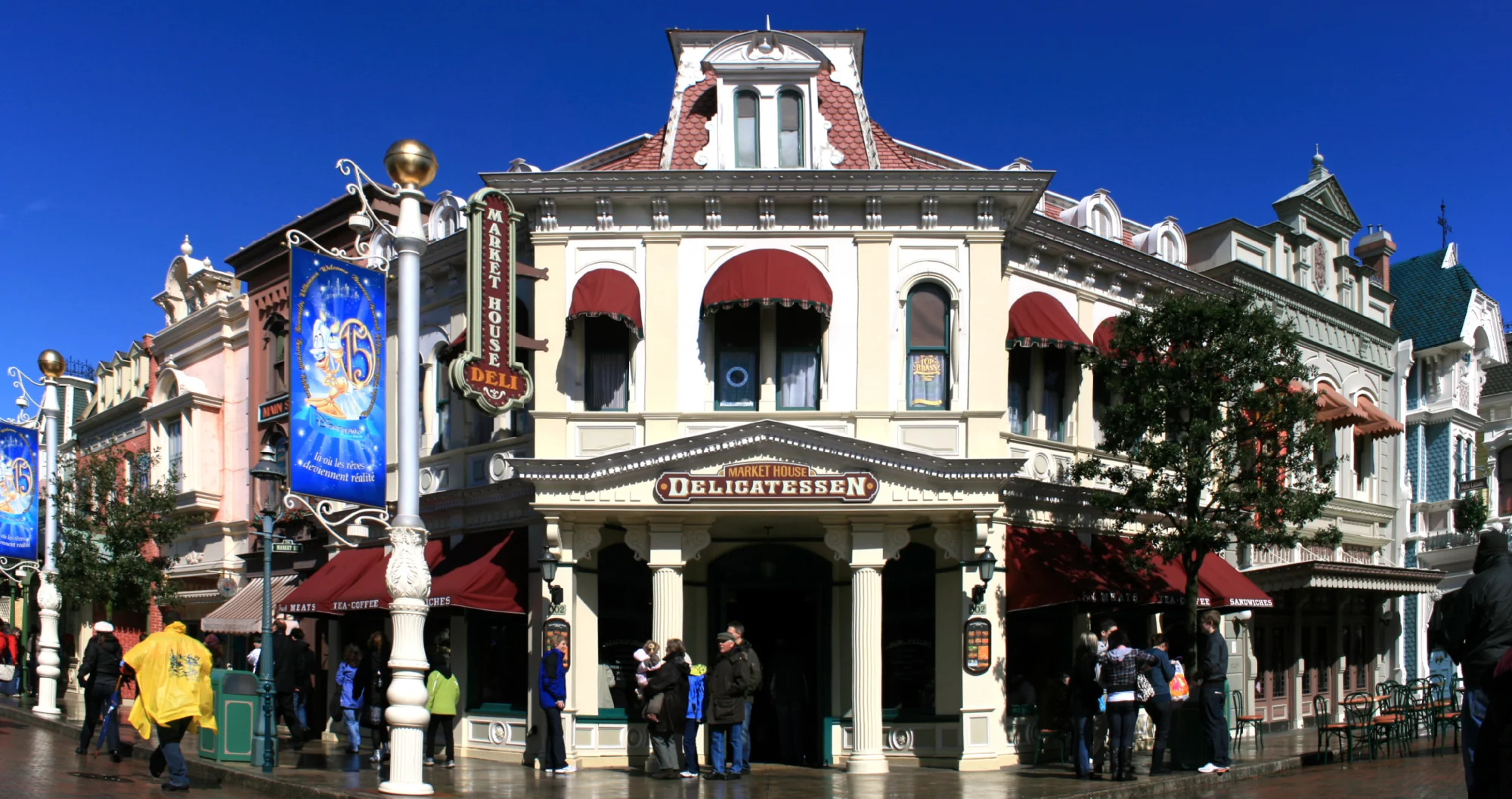 Disneyland Paris, 2008.