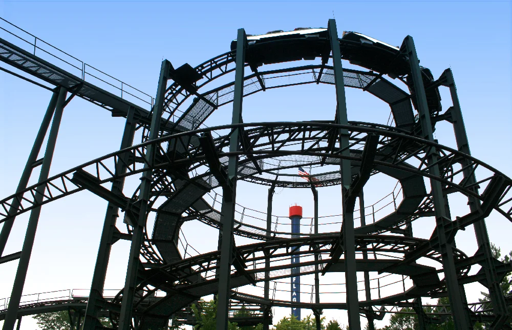 Spiral lift hill on Whizzer at Six Flags Great America.