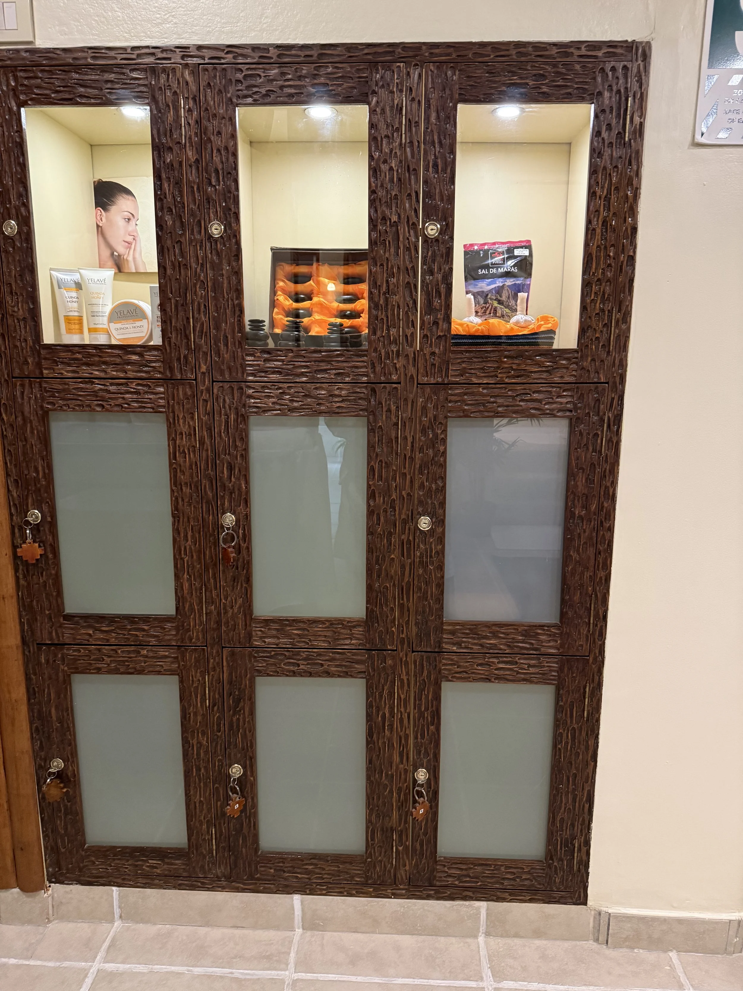 sumaq lockers.jpg