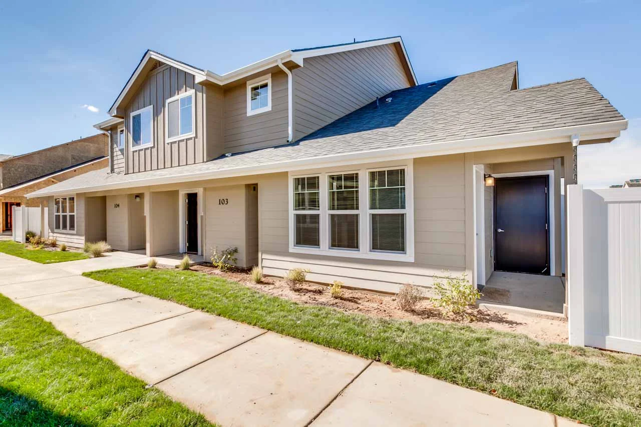 Stonesthrow-town-home-rental-property.jpg