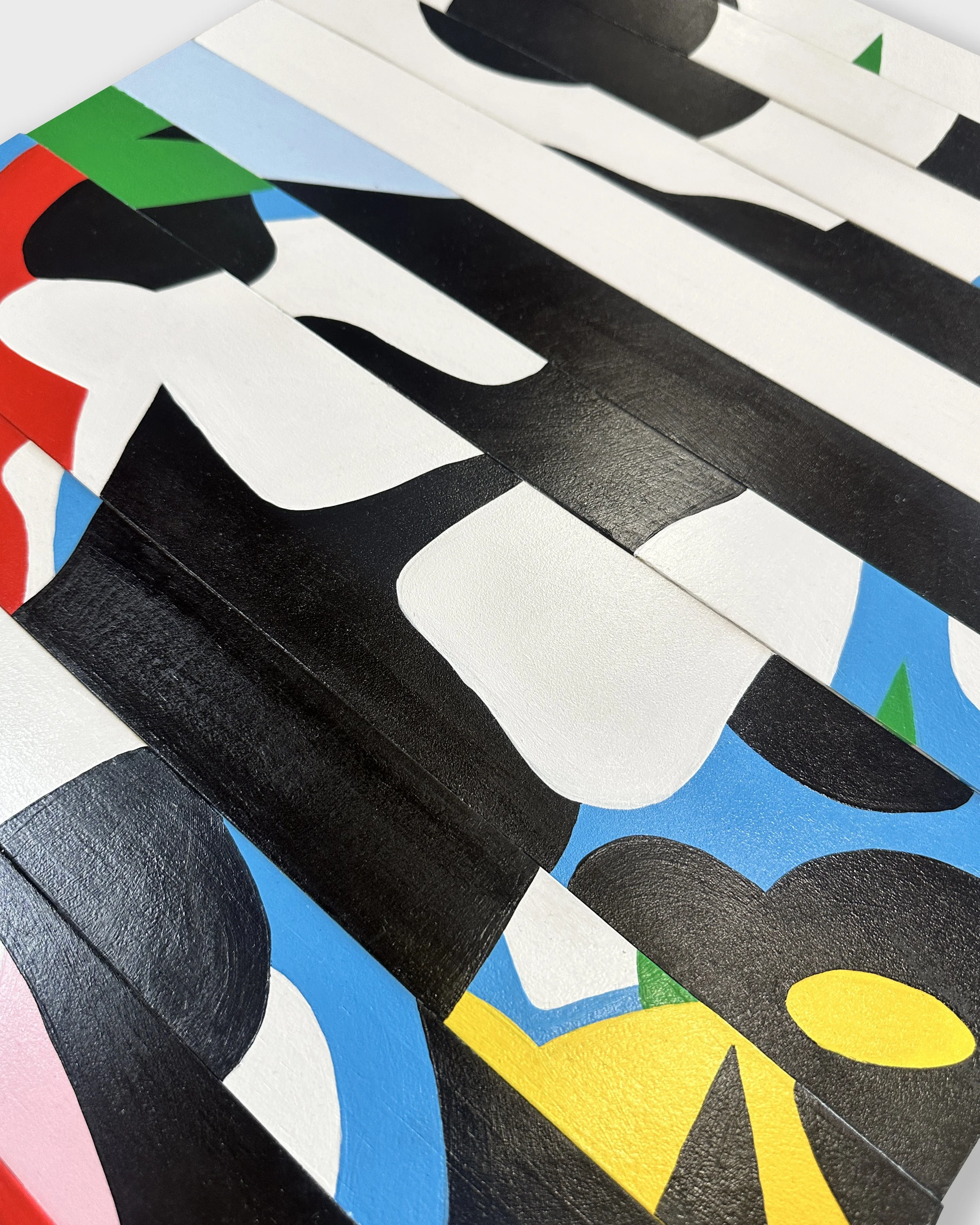 mysterious_al_stripe_painting_corner_0002_3.jpg