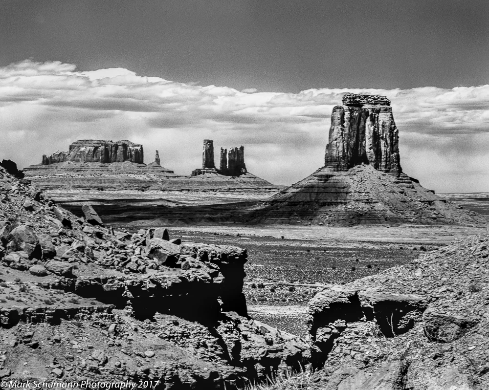 Monument Valley 2.jpg