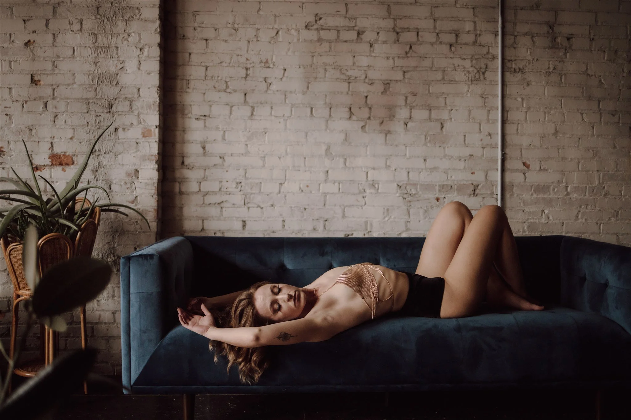 EnsoulImagery©SaskatoonBoudoirPhotographer-6290.jpg