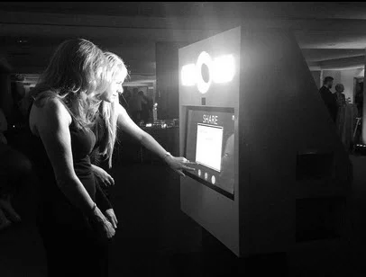 Animated .GIF Photo Station