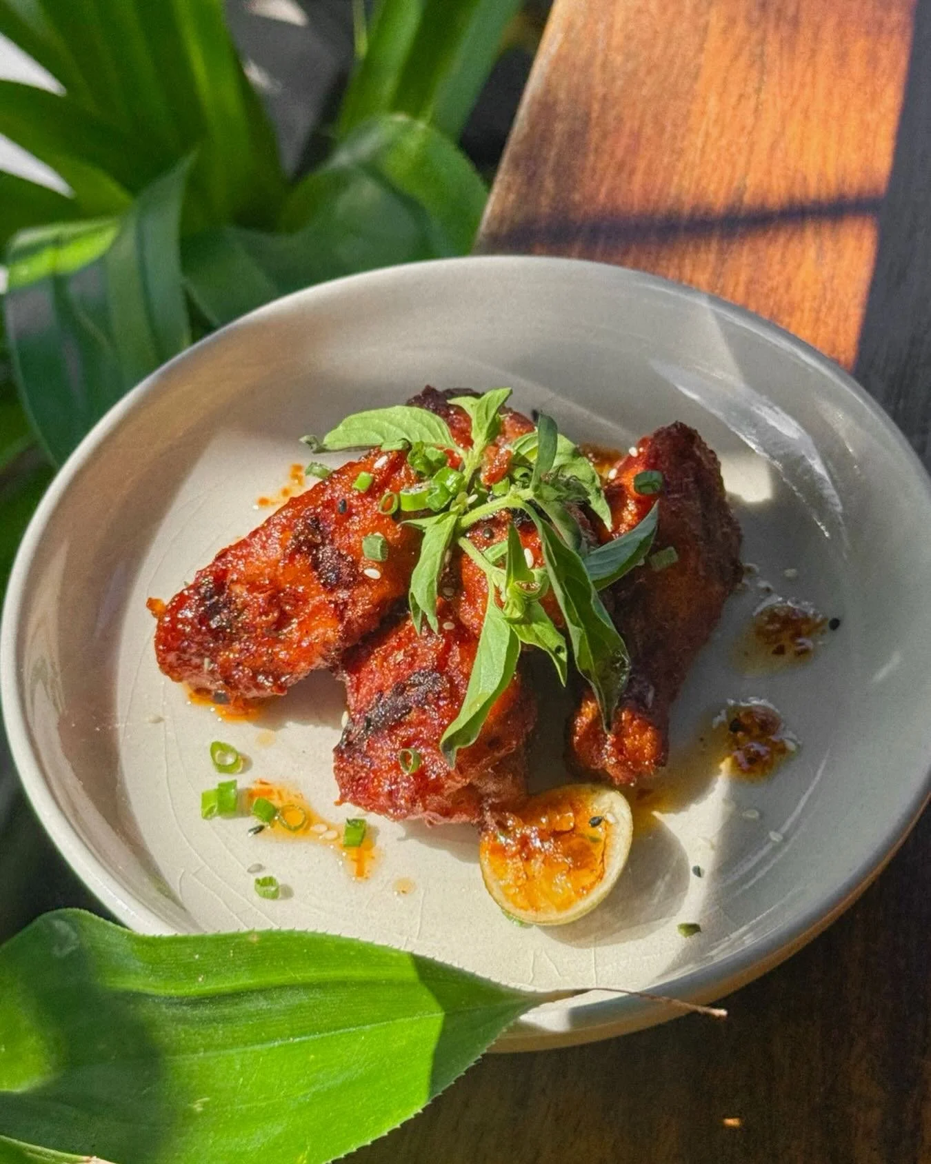$1 Chicken Wing?
Yes, it&rsquo;s really $1 Chicken Wing, all day, every day.
Come early, stay late&hellip; just don&rsquo;t stop at one 🍗🔥

#1$chickenwing #ChickenWingTime #BaliFoodDeals #onedollarchickenwing