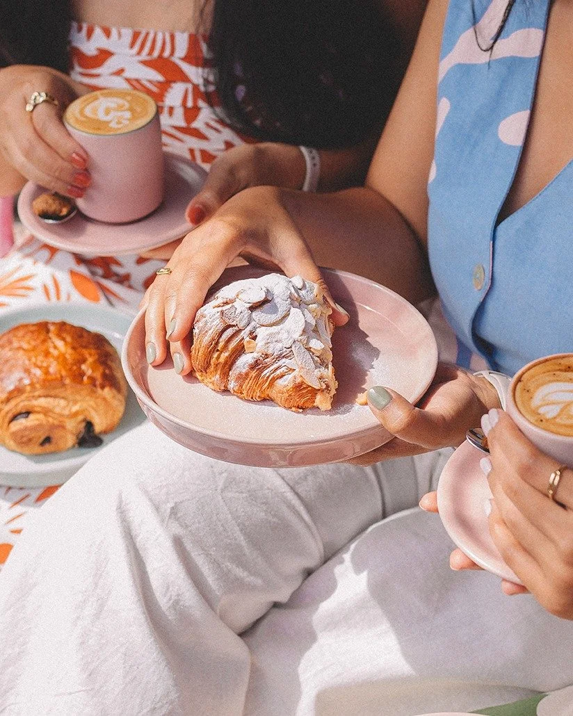 A little coffee, a little treat, a lot of good energy.
All for 55K at your favourite island spot.

#neonpalmsbali #balicafes #coffeelover #islandvibes #seminyaklife