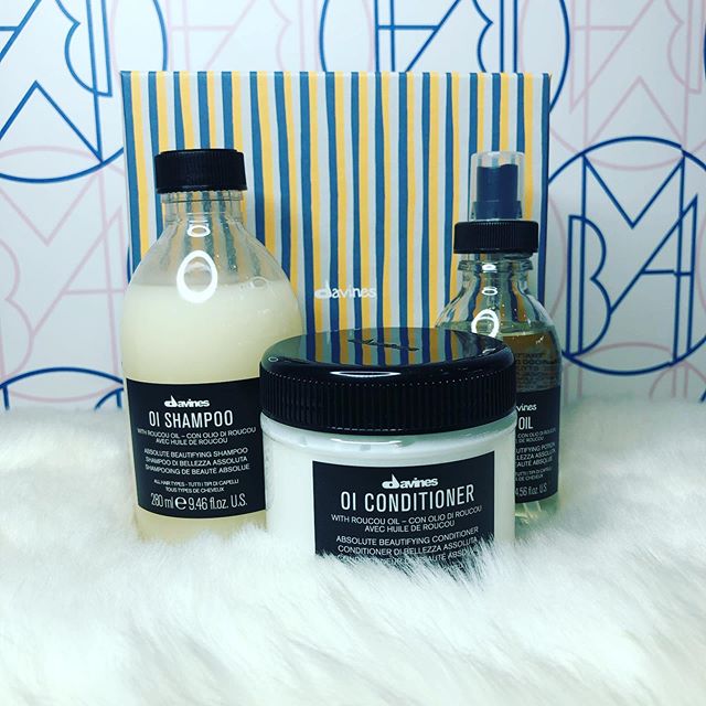 The Holiday&rsquo;s are here! Limited time only!  Gracious Box includes. $80 Oi Sham 9.47 fl oz. Gracious conditioner 8.80 fl oz. Oi Oil 4.56 fl oz. Perfect for all hair types. #blowmeawaysalon #haircare #healthyhair #organichaircare #organic #salon 