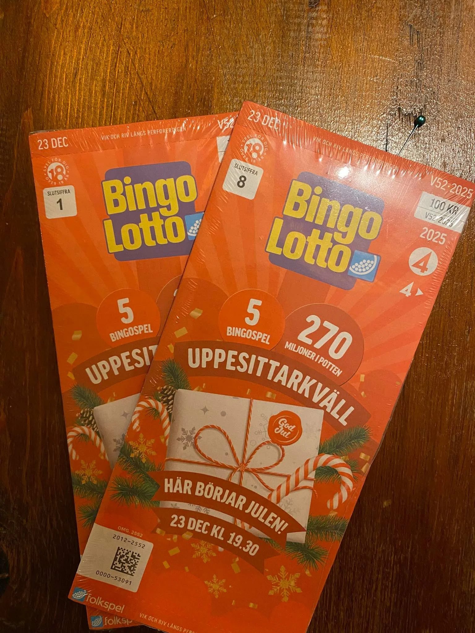 Nu s&auml;ljer Dexter och Florence Bingolotter till uppesittarkv&auml;llen f&ouml;r hockey, innebandy och konst&aring;kning.
H&ouml;r bara av er.. vi har ganska m&aring;nga😂