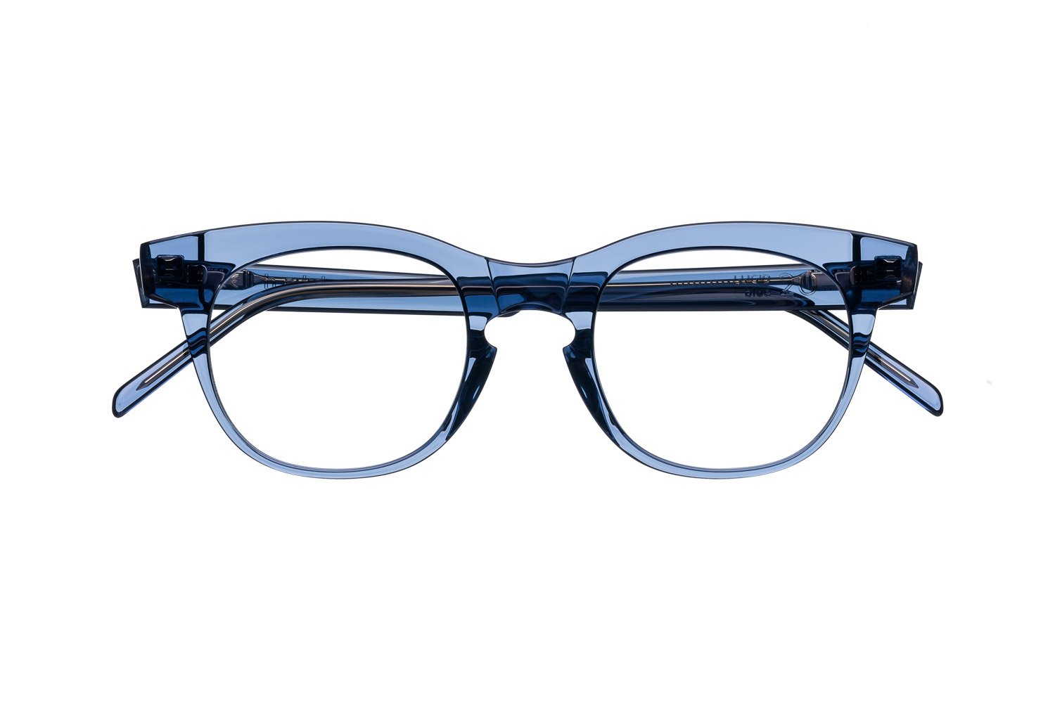 model 20. LUCID blue