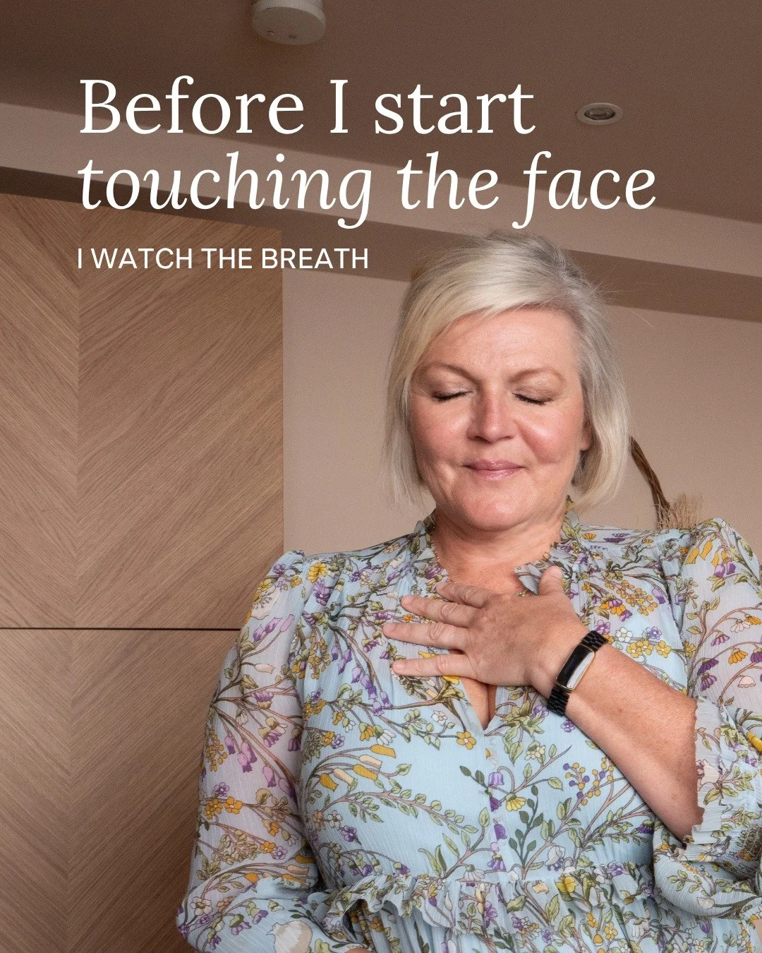 Something most people don't realise about how I work.
 
Before I touch the face, sometimes for several minutes, I watch the breath. Where it's sitting in the body. How fast it is. Whether the chest is rising or the belly is.
 
It sounds like a small 
