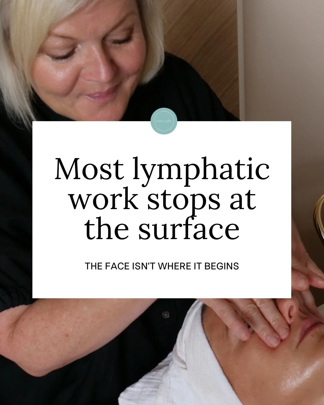People often book a facial expecting it to begin at the face. 
 
Mine don't. 💭
 
The lymphatic system starts much further down, at the collarbone, in the thoracic duct, around the belly. If we work only at the surface, we get a temporary glow. If we