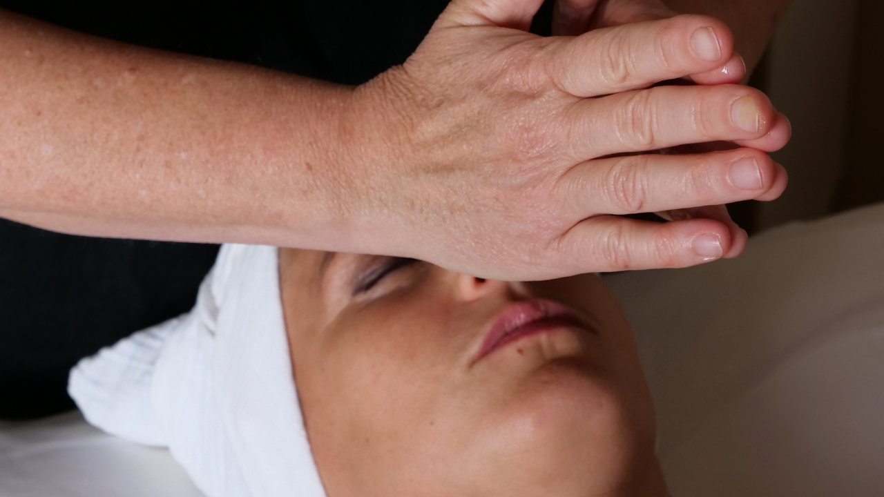 The Lymphatic Glow Facial: Natural Sculpting, Lifting and Deep Reset
