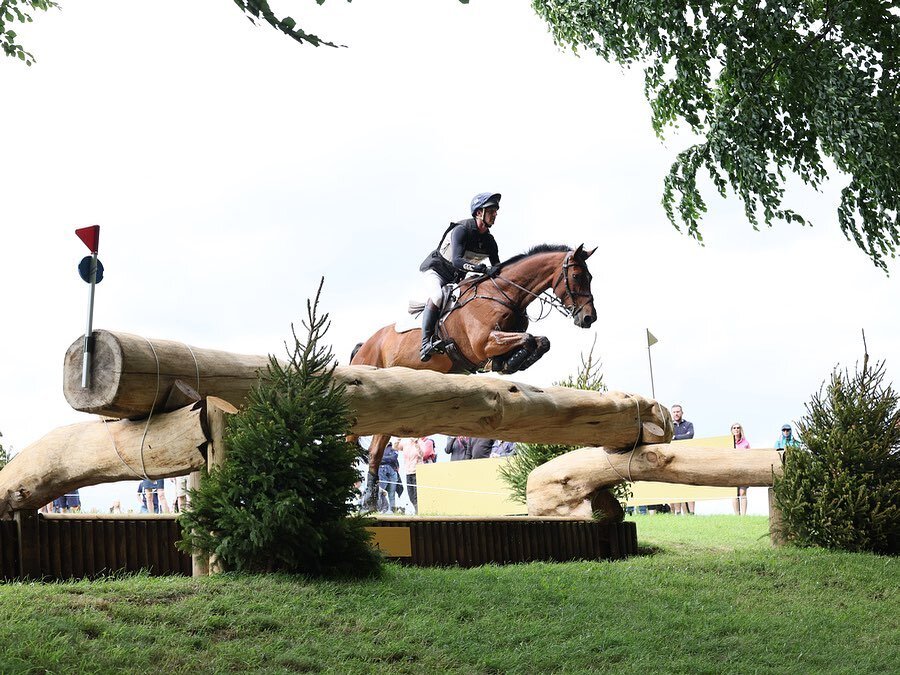 Not the Bramham we were hoping for&hellip;. after a huge jump from Farndon into the first water we were unable to make the turn to the second element meaning a circle for a costly 20 penalties. We jumped a few more fences to give Farndon the experien