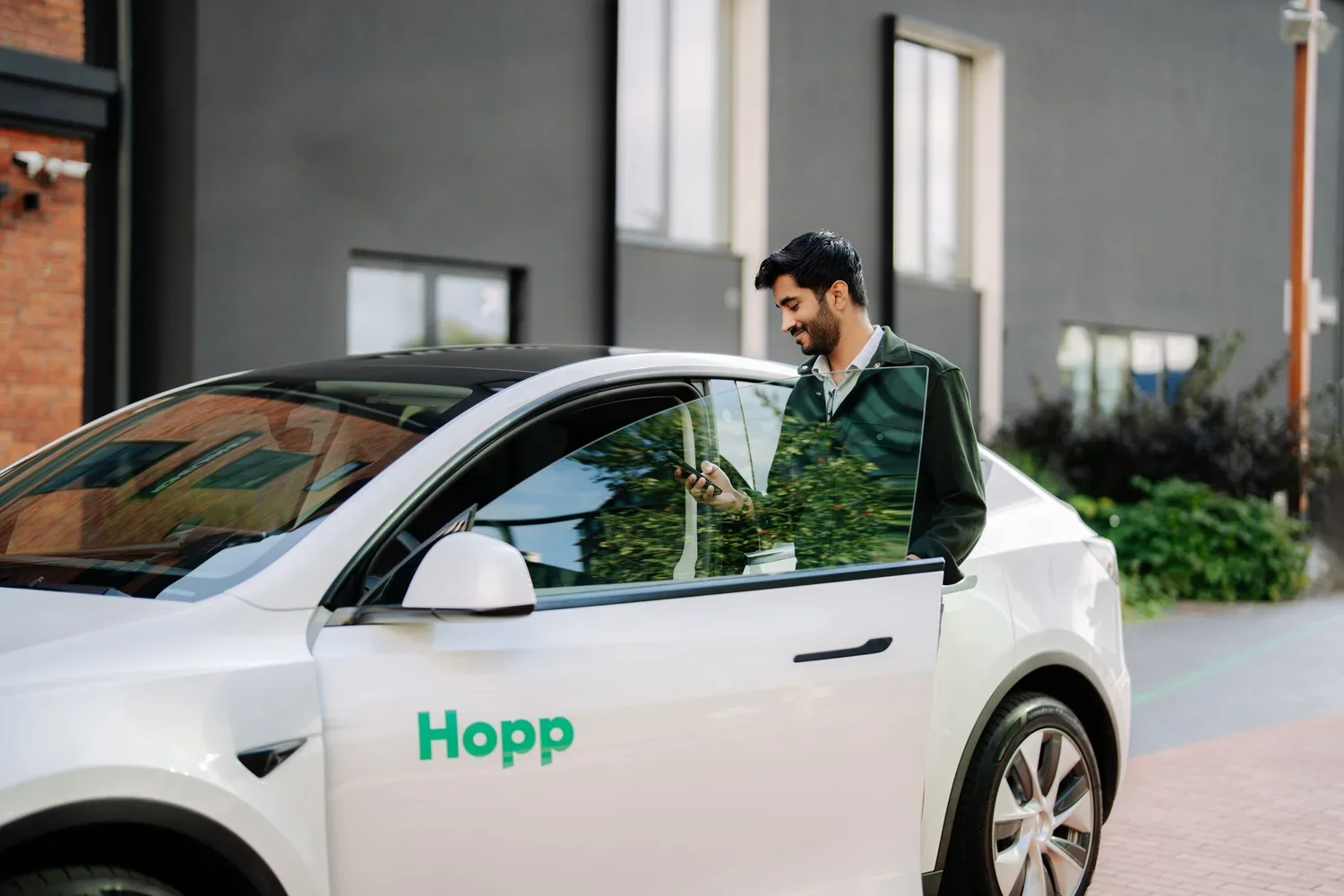 Meet Hopp: The New Rideshare App That Just Landed in the GTA (and Maybe Gave You a Ride to Estonian Music Week)