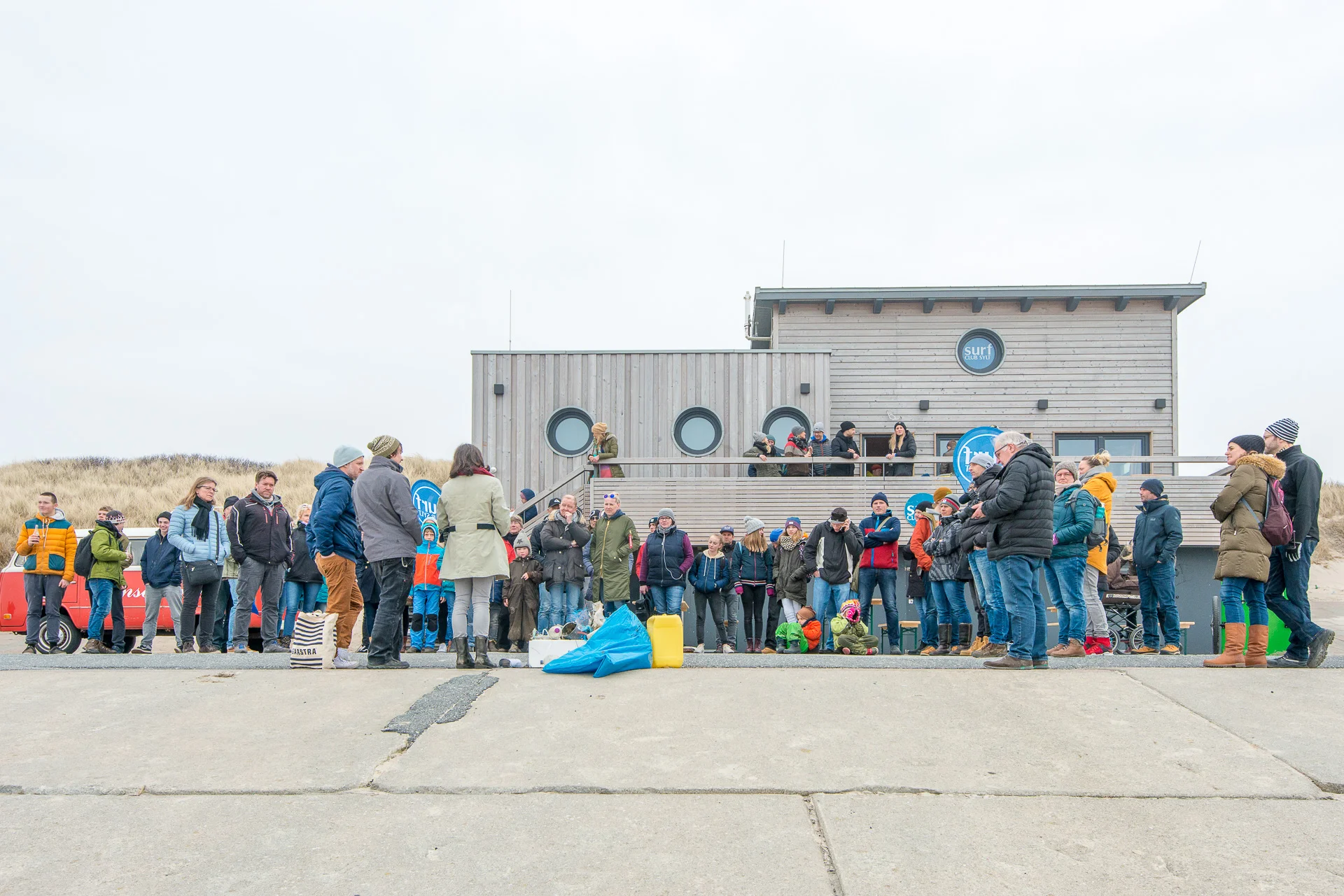 2018-03-25_Beach_Clean_Up_212.jpg