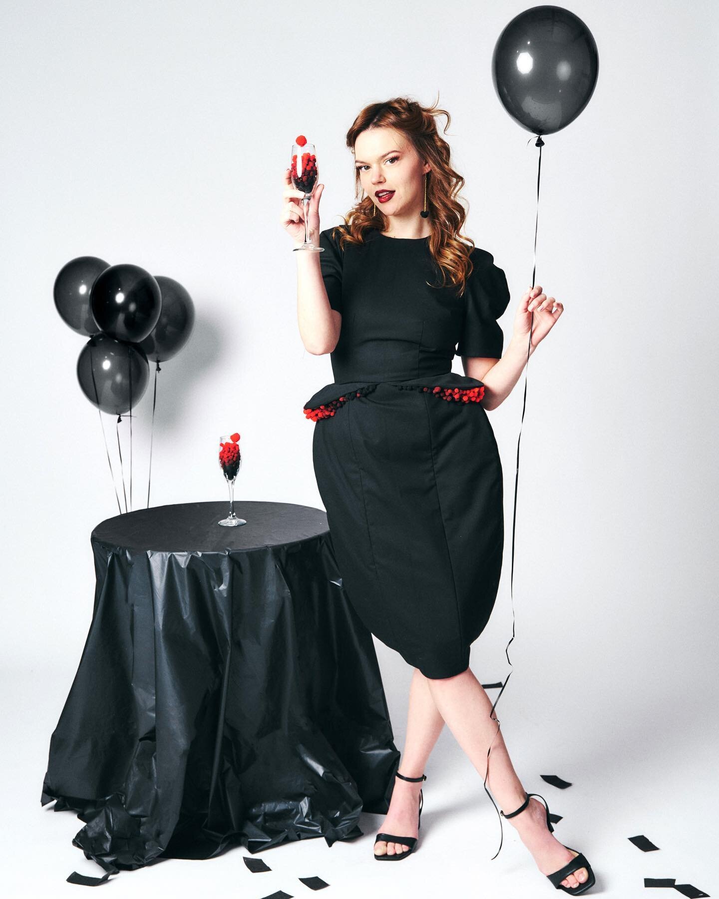 A big Tuesday evening cheers for no reason except we&rsquo;re alive and that&rsquo;s pretty good 🖤❤️🥂❤️🖤

Model: @emilymarydennis 
Photographer: @laurairionheadshots (at @tedelyheadshots studio)