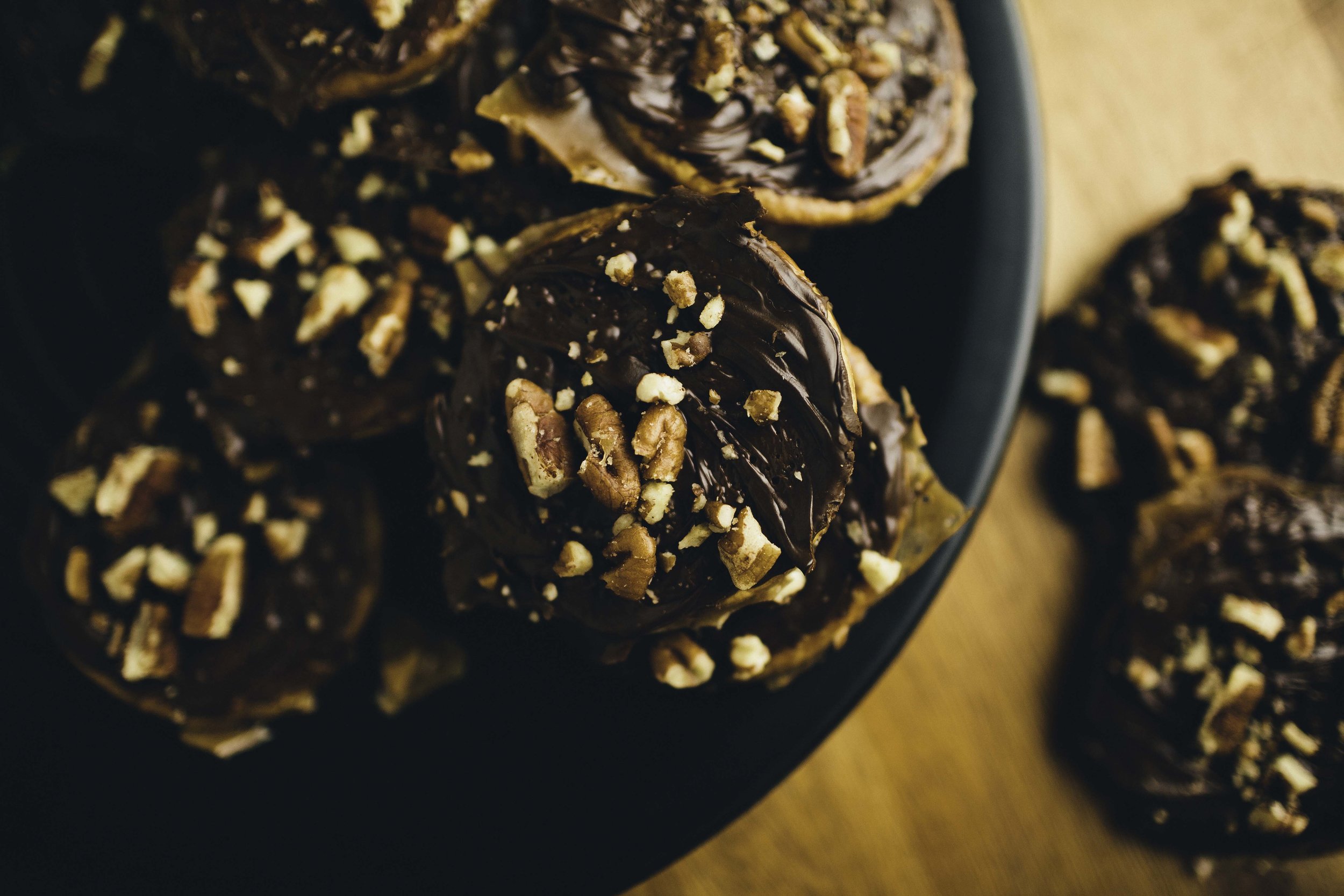 Quick Chocolate Cracker Candy