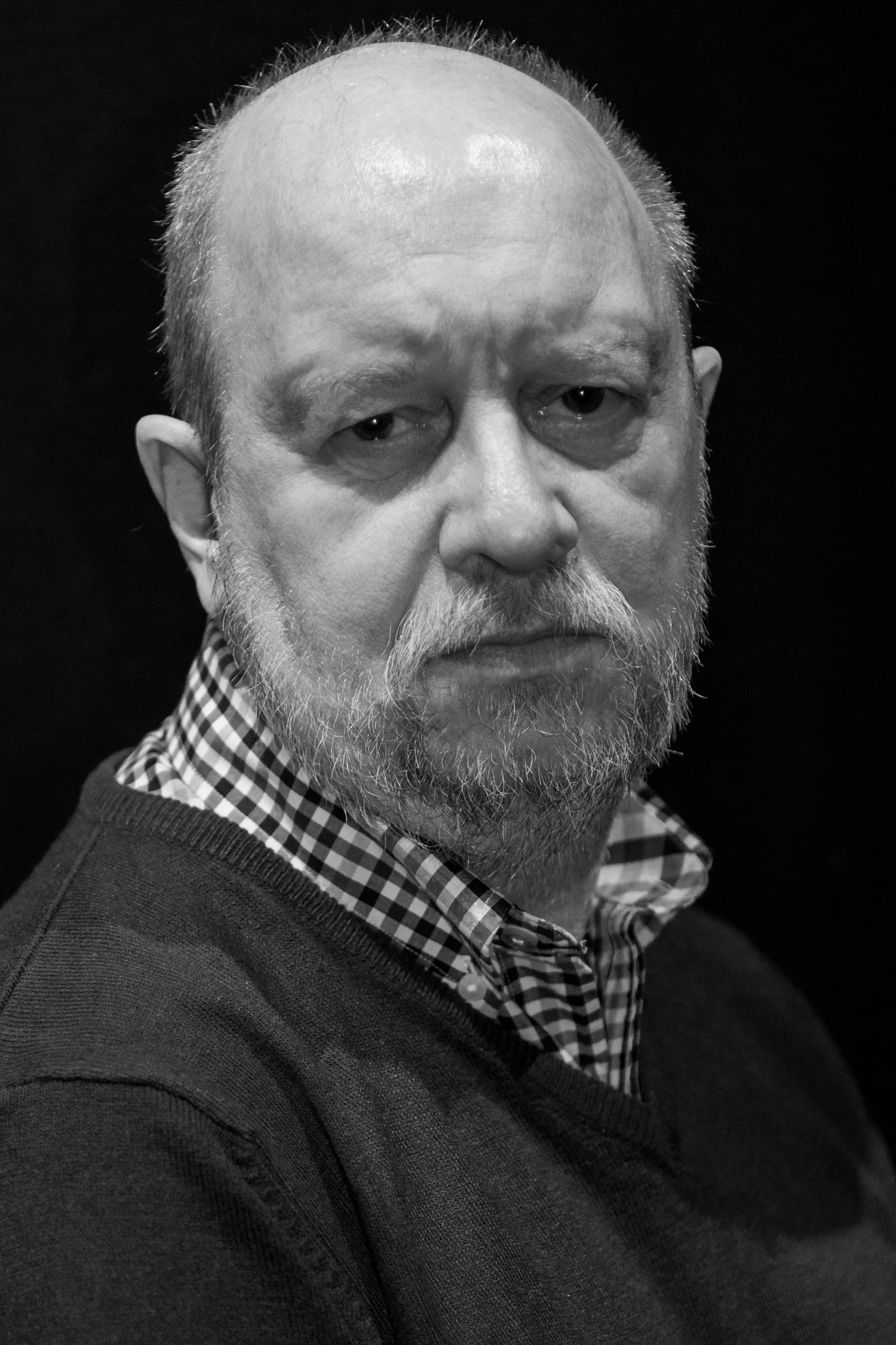 Frank "I'm just a man. This government are creating a society that starve the poor and feed the rich."