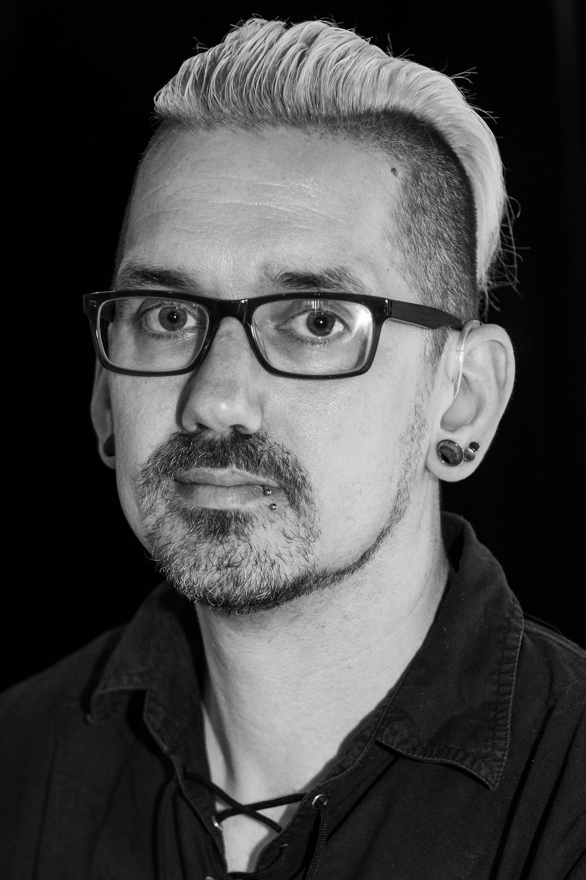Dan ”I confound the stigma of deafness and each day overcome the difficulties arising from my speech.”