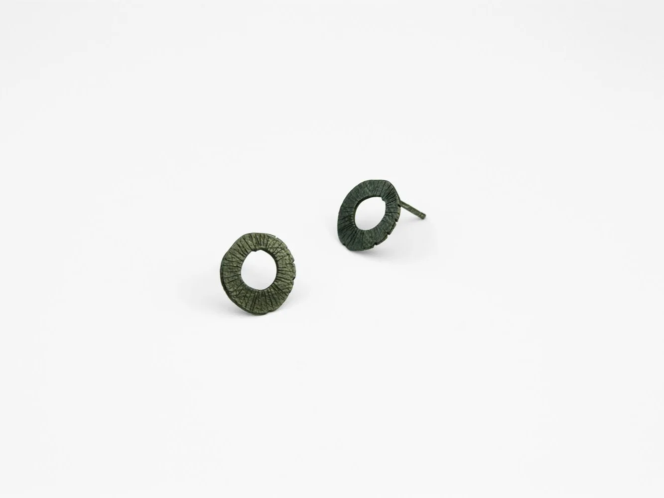 SmallCirclesBlack_6030.jpg