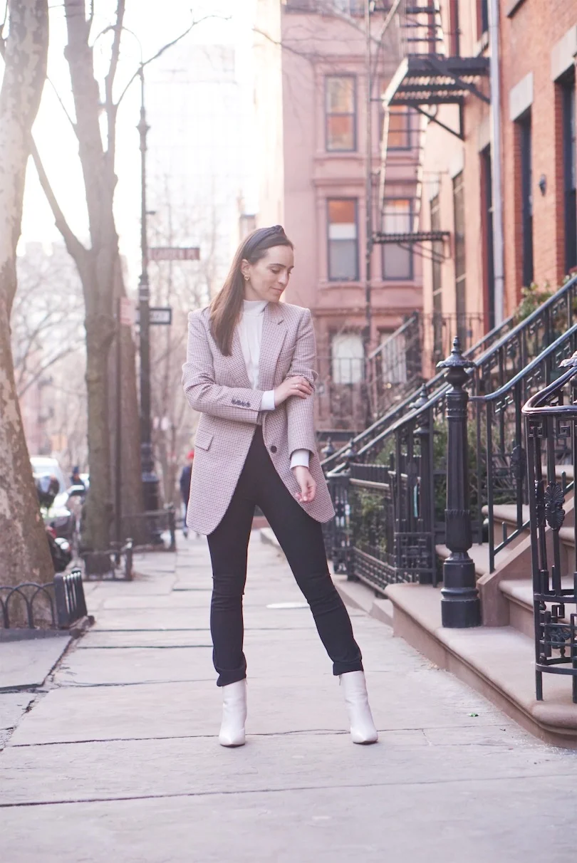 How to Wear White Boots.