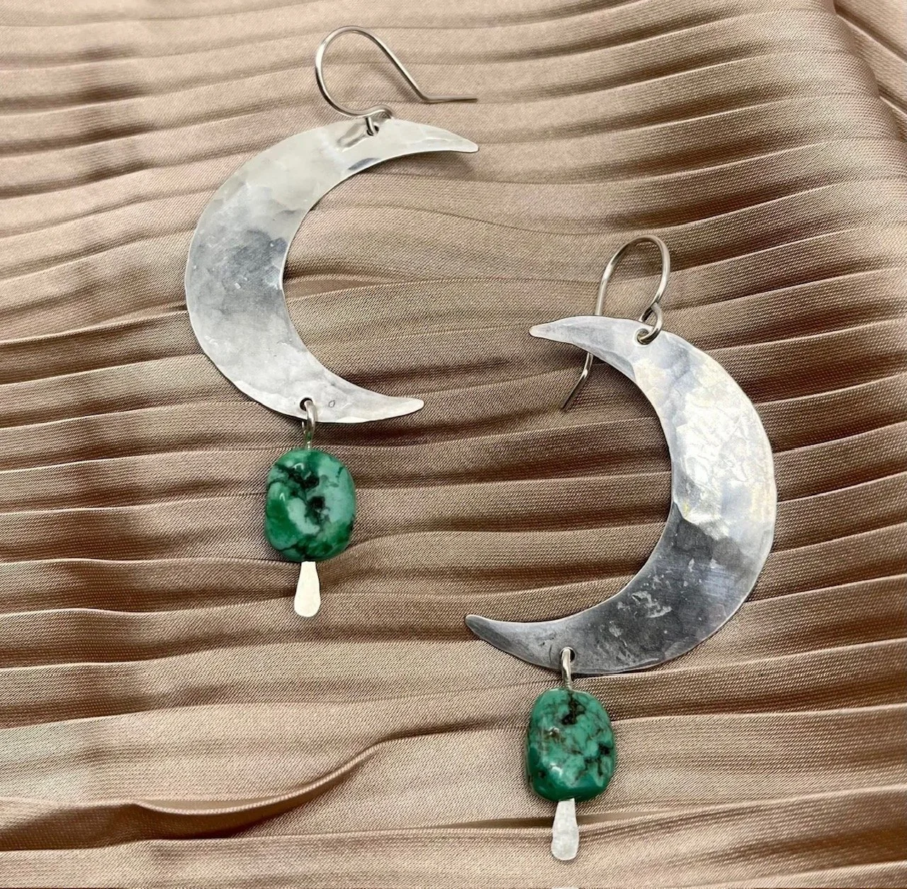 Fluff Hardware - Silver Moon Turquoise.jpg