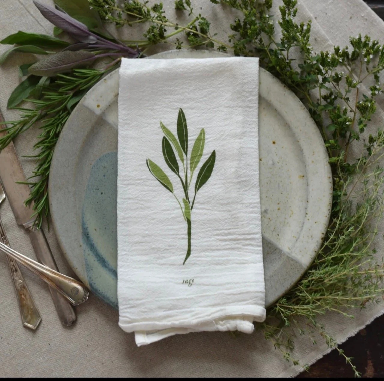 June&December Sage Napkin.jpg