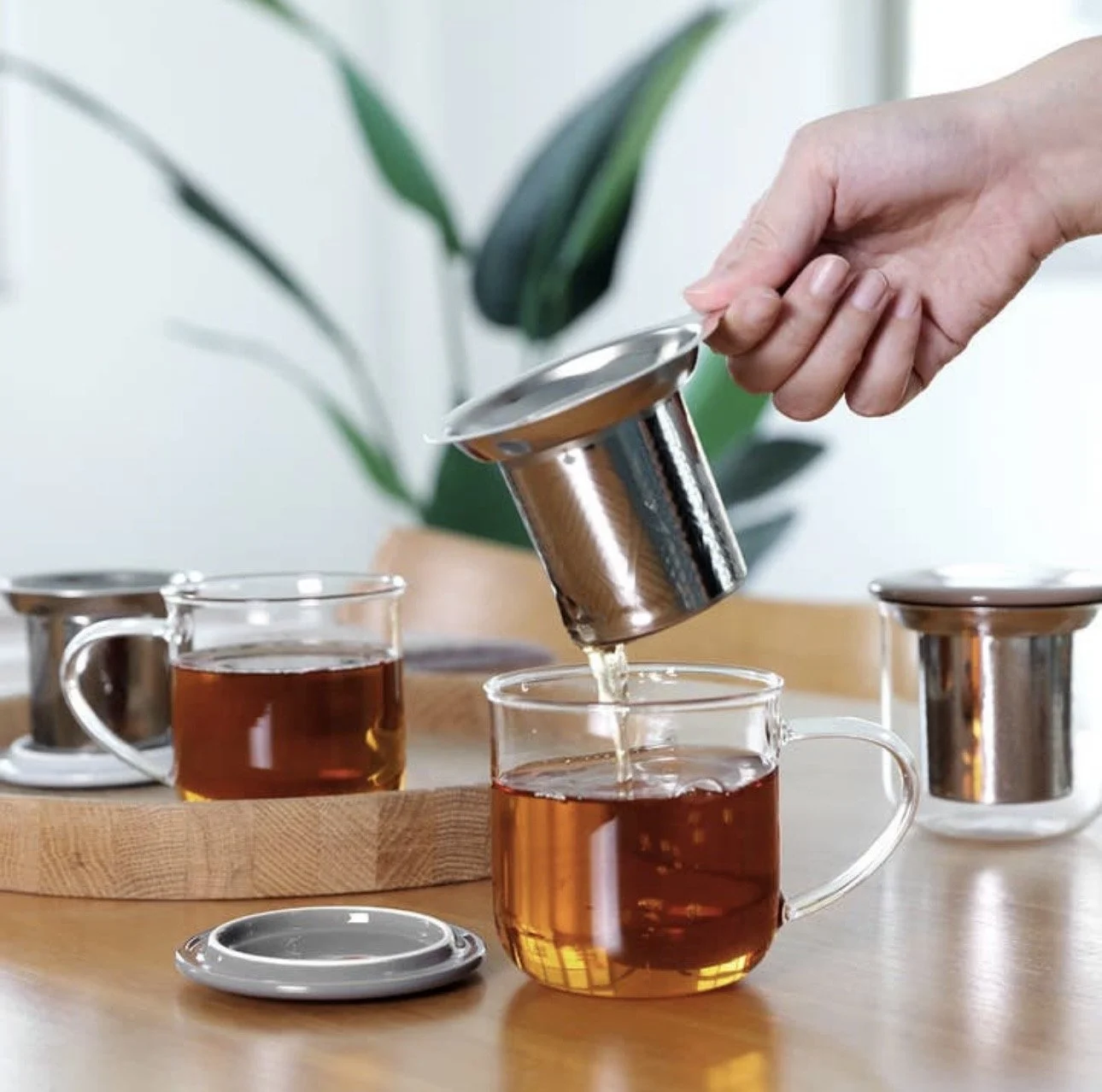 Minima Eva Glass Mug Infuser 2.jpg