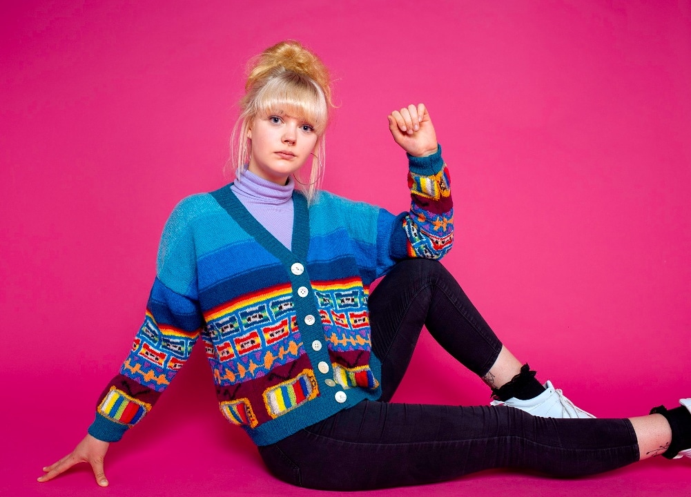 Retro tv cardigan