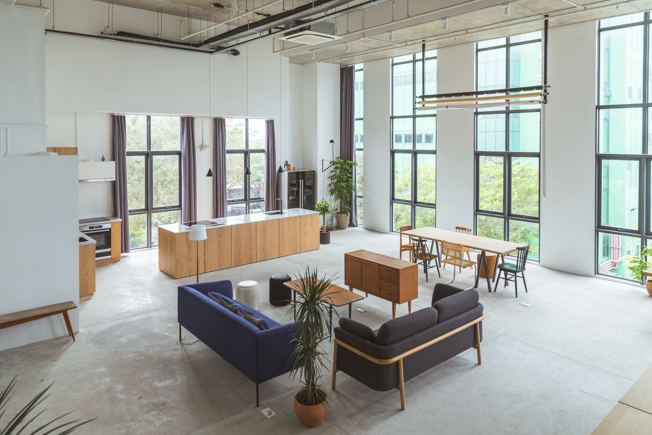 CHUN TSUBAKI BOUTIQUE CREATIVE STUDIO