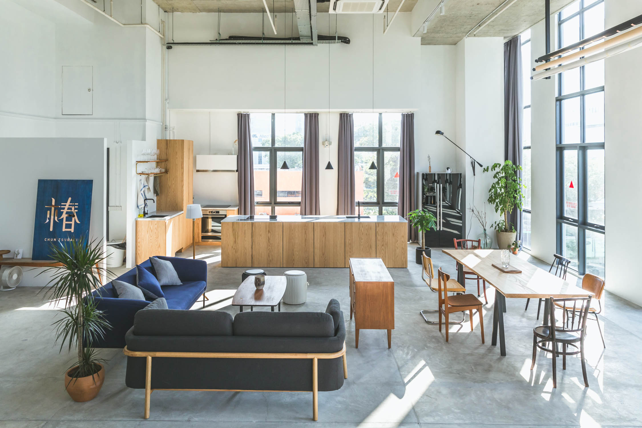 CHUN TSUBAKI BOUTIQUE CREATIVE STUDIO