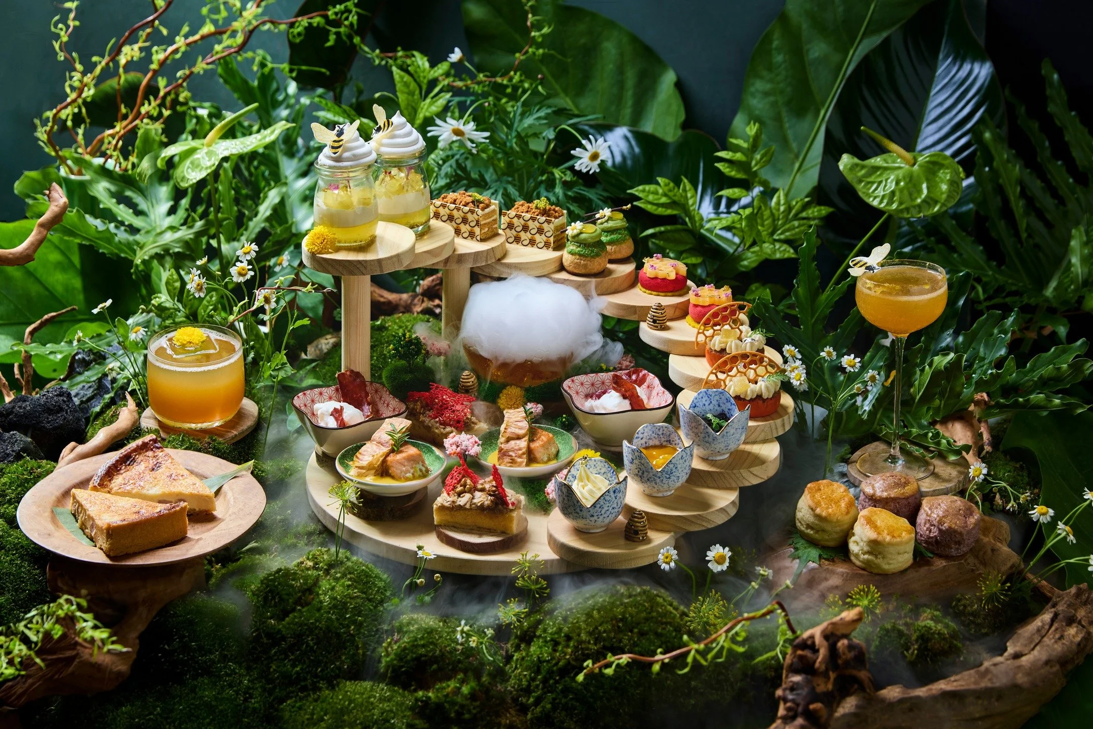 Think forest, but make it edible&mdash;our nature-inspired afternoon tea set for @interconsin is served.