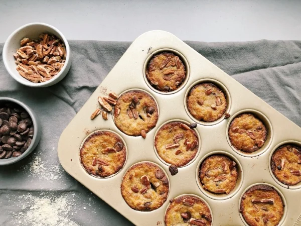 Pumpkin muffins, holiday treats, healthy cooking